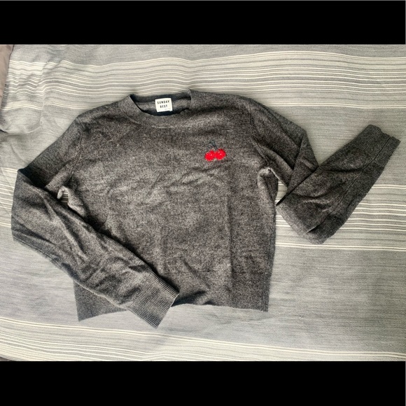 Cropped cashmere sweater! - Picture 1 of 3